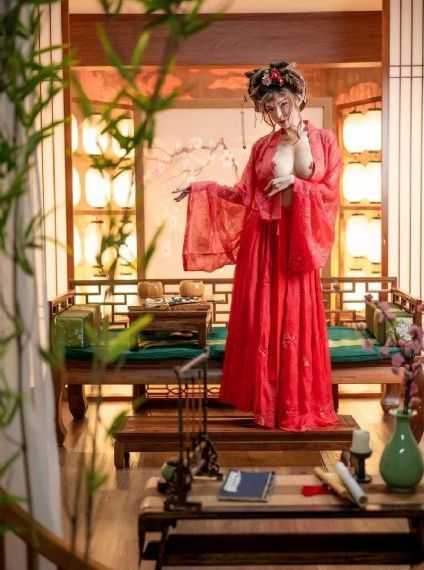 欧美风男头发_国产无码网页在线观看