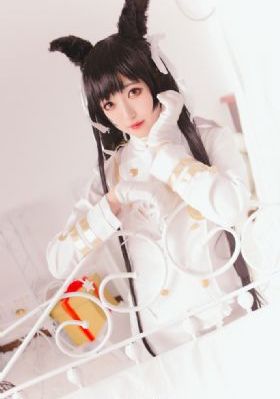 国产美女不穿衣服_免费超清在线观看